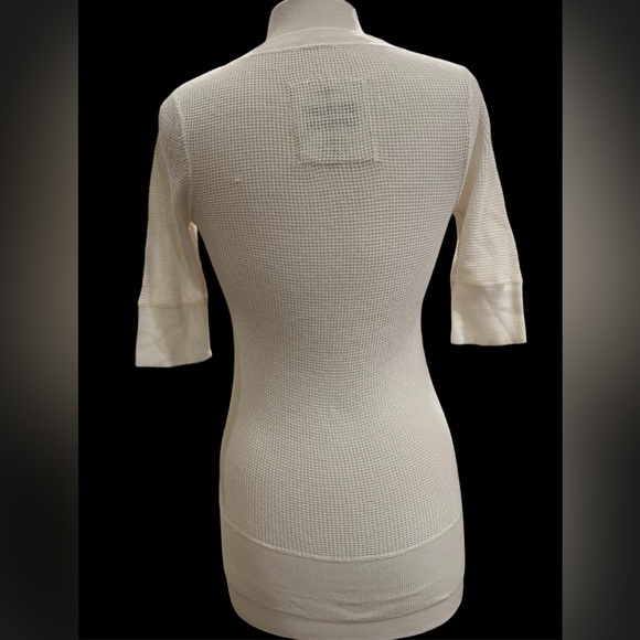 Mossimo Supply Co. White Deep Vee Waffle 3/4 Sweater Blouse in Size XS - Picture 5 of 5